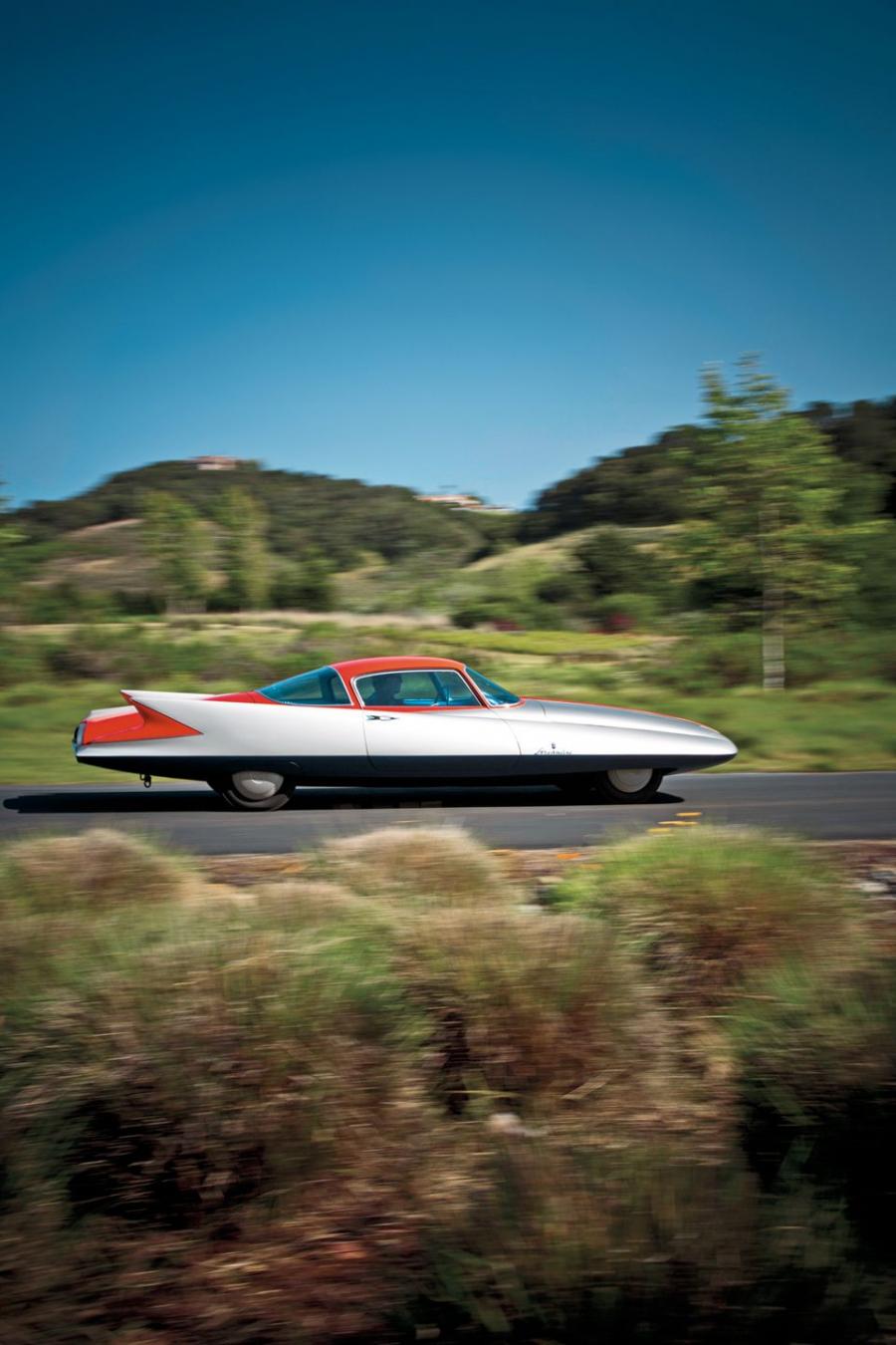  Ghia Gilda Streamline X Coupe 1955 года  (фото 6 из 42)